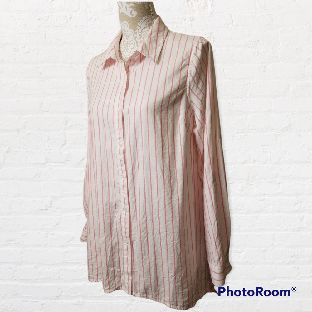 Zac & Rachel pink and white striped button down blouse size large